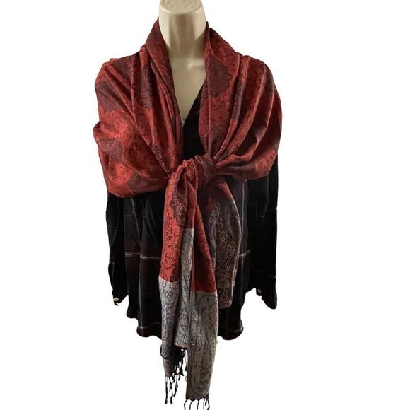 Pashmina Scarf Wrap ~Burgundy, Navy, Grey Paisley Print ~ Fringe end detailing - Picture 5 of 8
